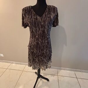 Connected Apparel Black and White Pleated Sheath Mini Dress